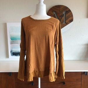 NWT Bell Sleeve Top